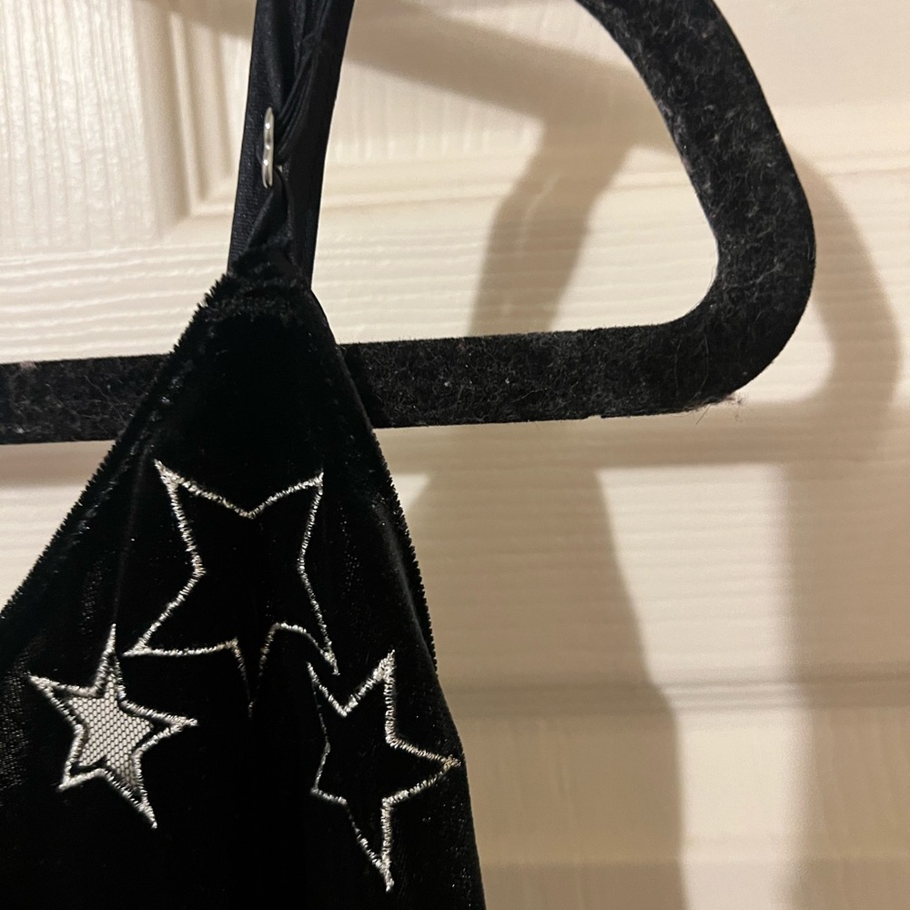 Atelier X Victoria's Secret Black Velvet Robe and Black Velvet Nightdress - Picture 7 of 9